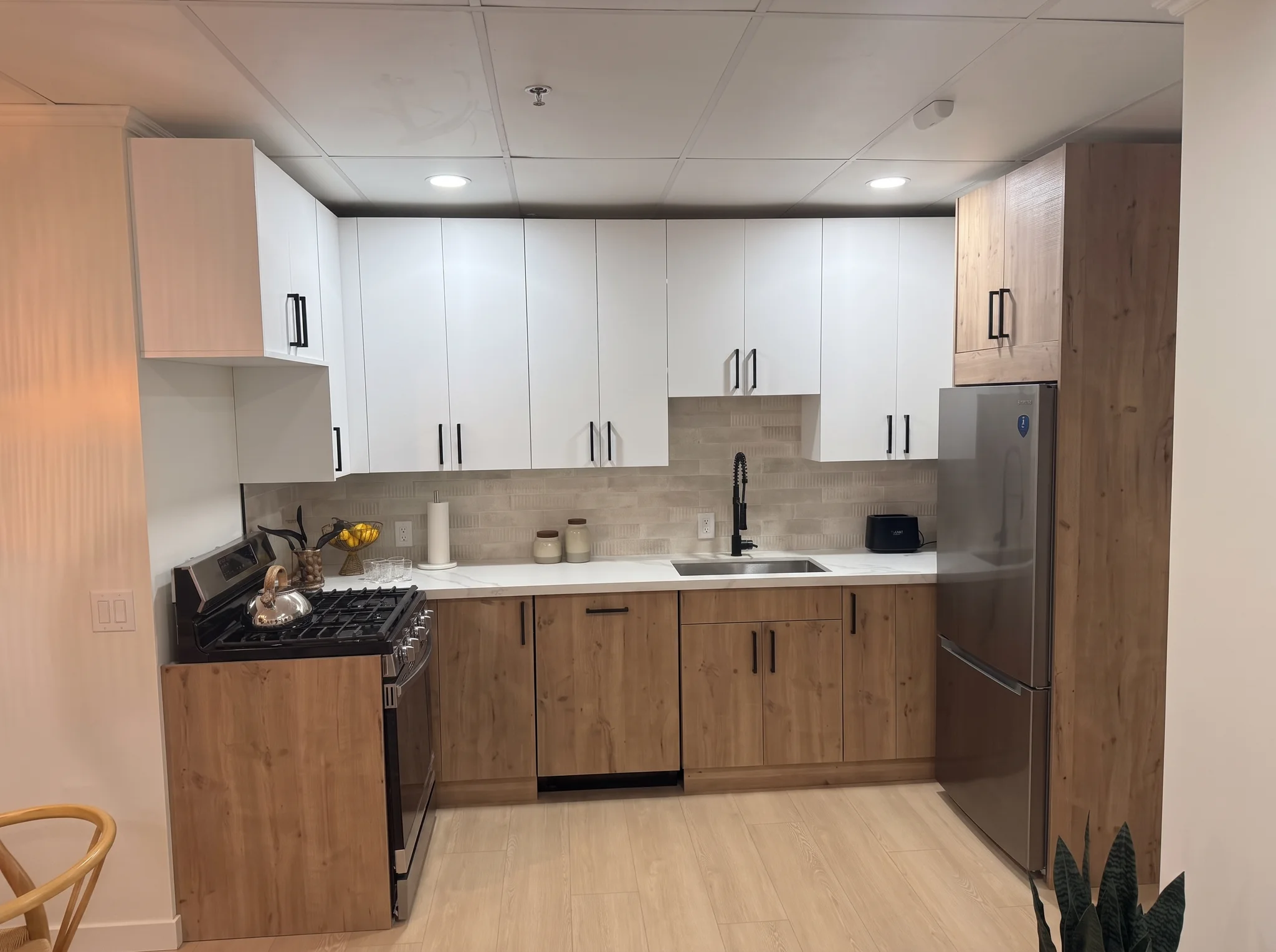 White Oak Chef's Kitchen